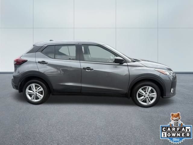 Used 2024 Nissan Kicks S FWD image 2