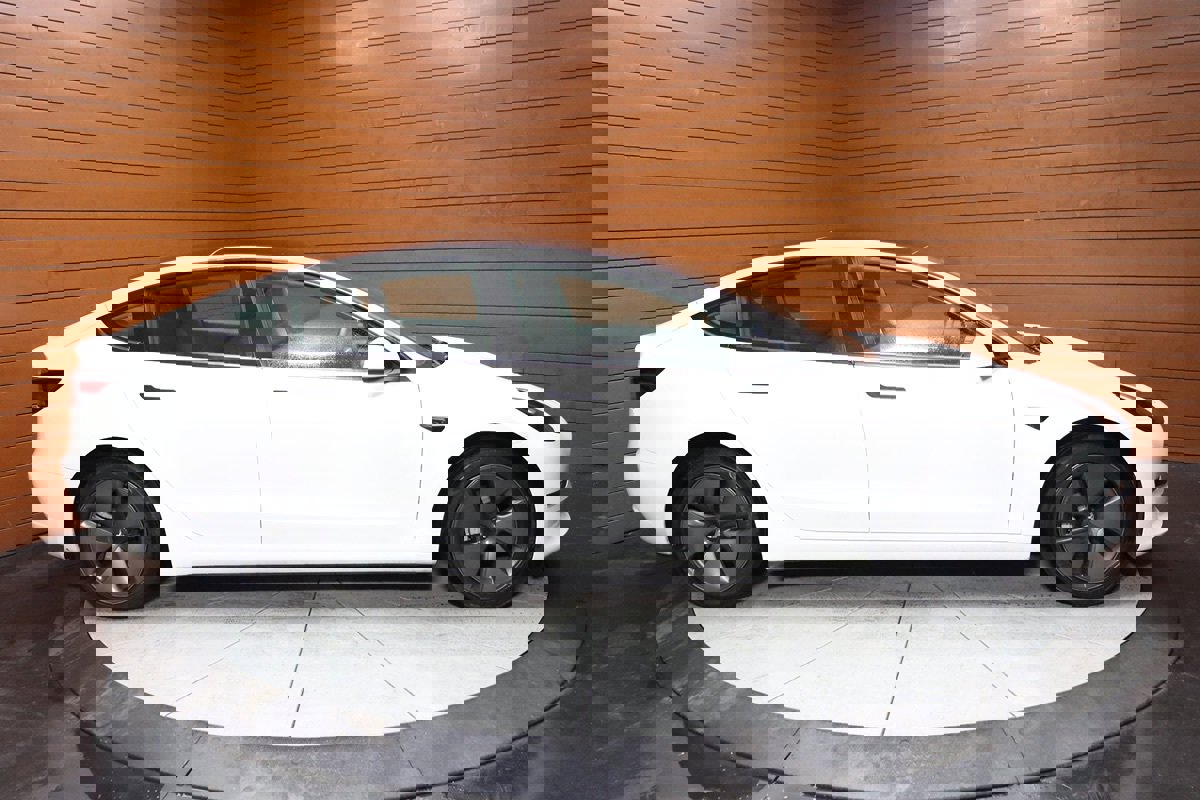 Used 2023 Tesla Model 3 Standard Range RWD image 18