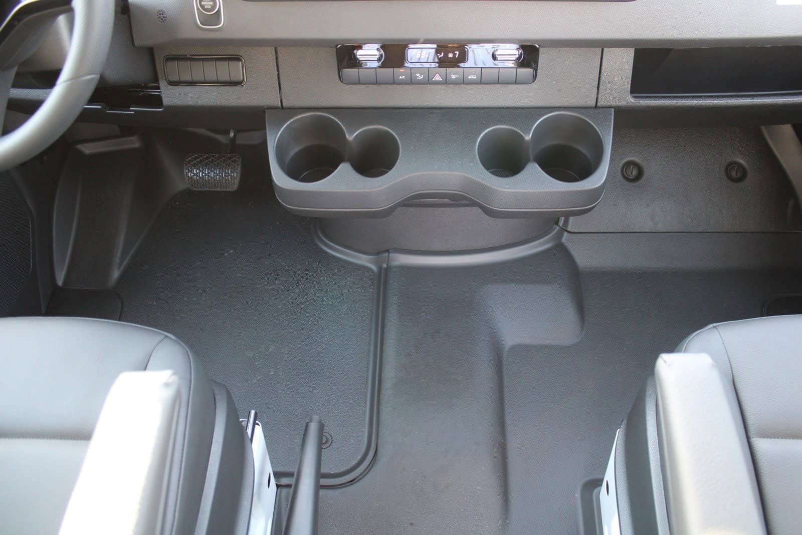 Used 2025 Mercedes-Benz Sprinter 2500 image 13