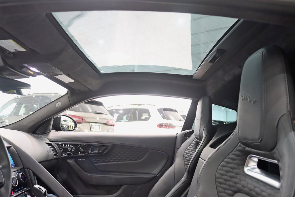 Used 2023 Jaguar F-TYPE R image 29