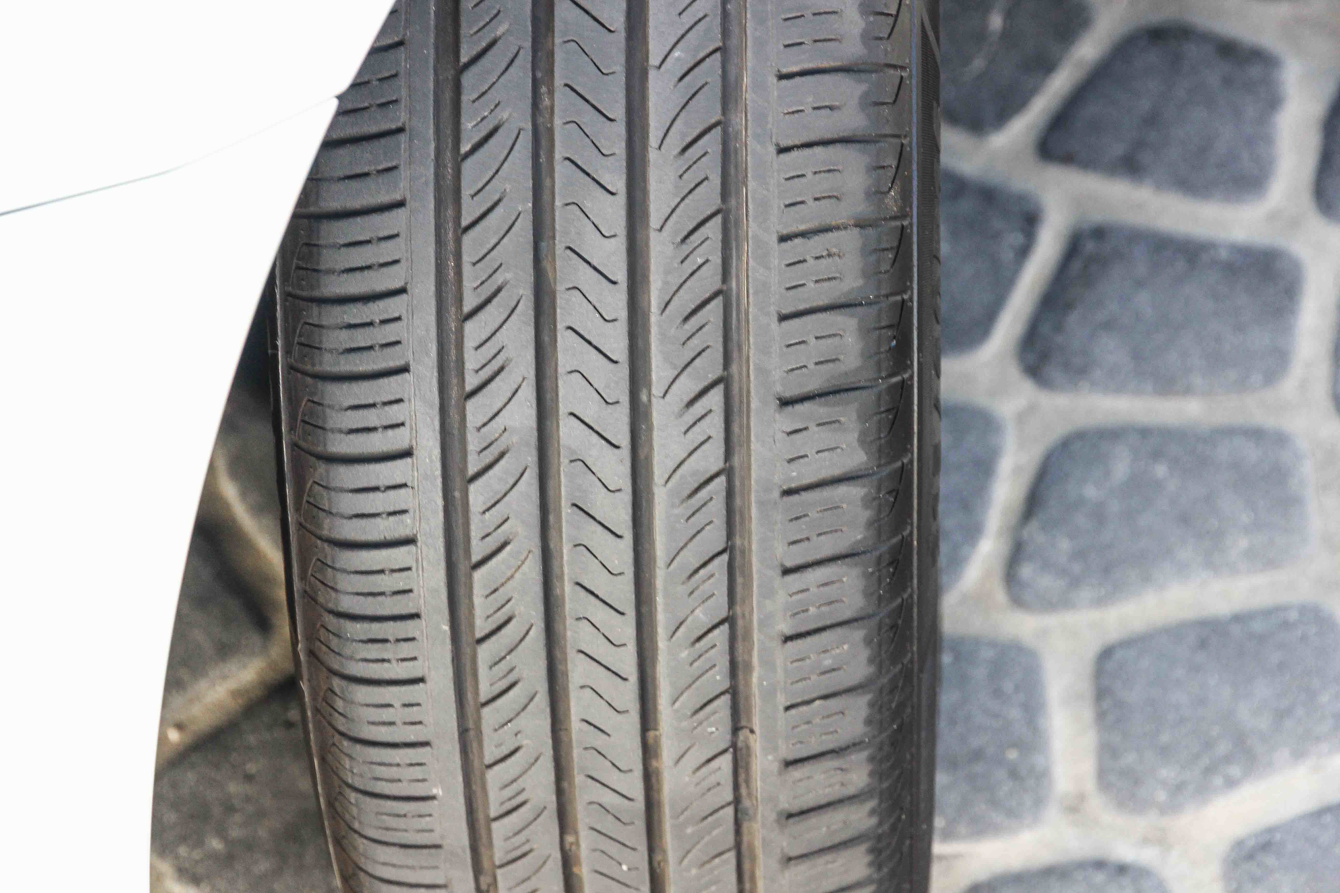 Used 2017 Toyota Prius V Five image 42