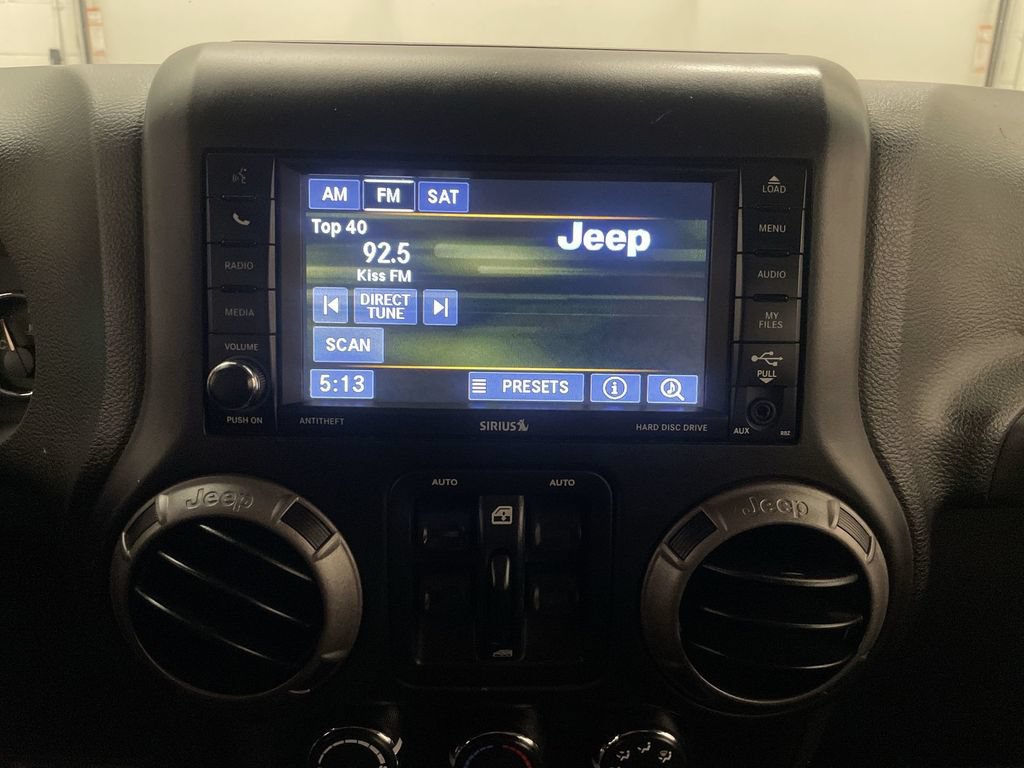 Used 2018 Jeep Wrangler Unlimited Sport S AWD/4WD image 7