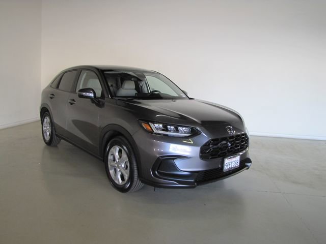 Certified 2025 Honda HR-V LX image 3