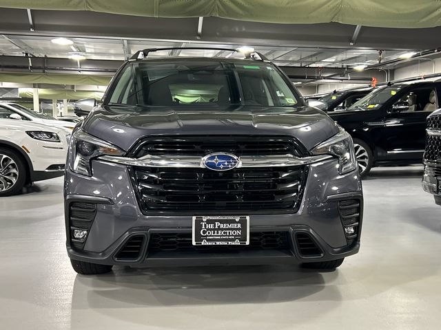 Used 2023 Subaru Ascent Limited w/ Technology Package AWD/4WD image 6