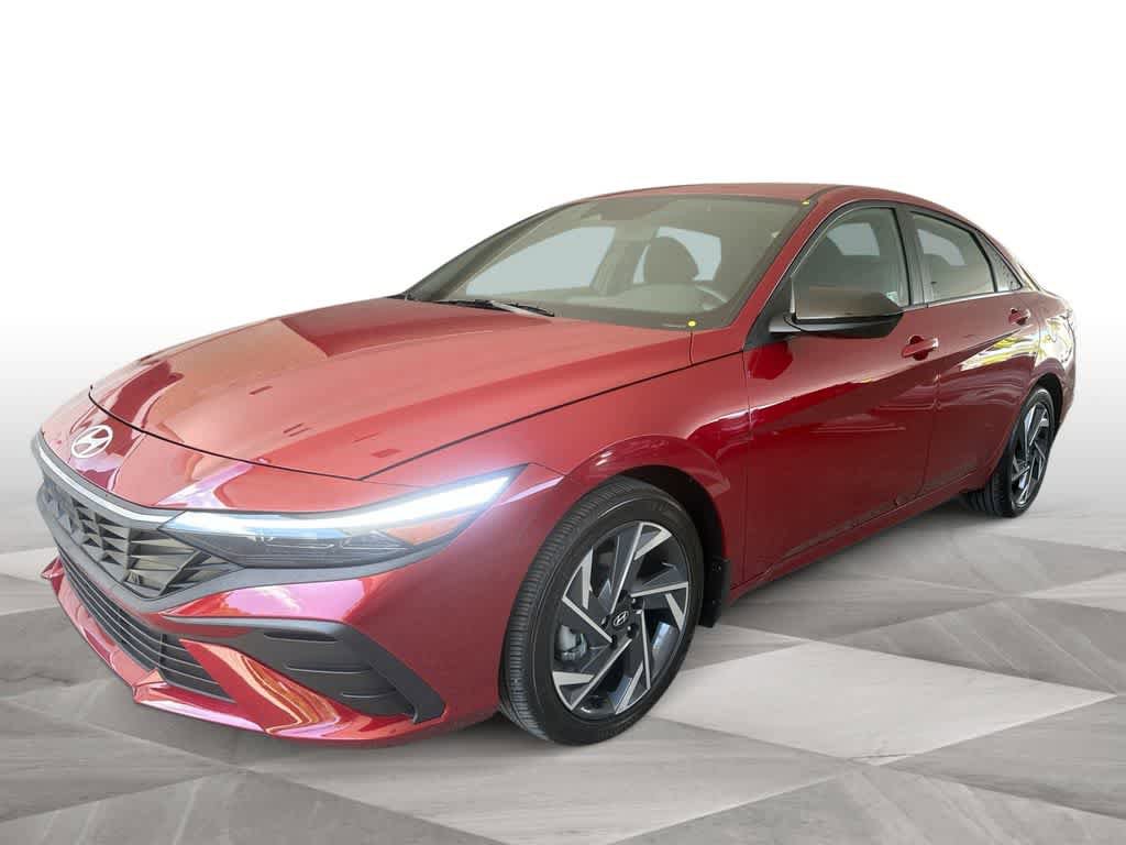 Used 2025 Hyundai Elantra Sport FWD image 1