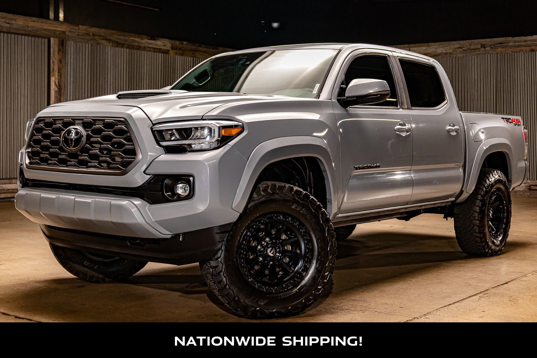 Used 2021 Toyota Tacoma TRD Sport w/ Technology Package image 4