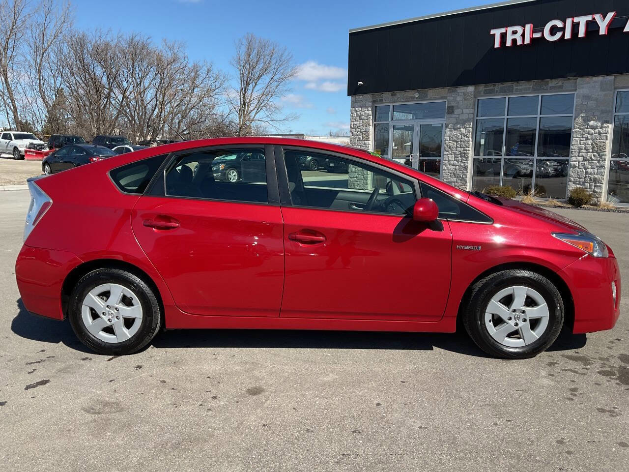 Used 2011 Toyota Prius Three image 9