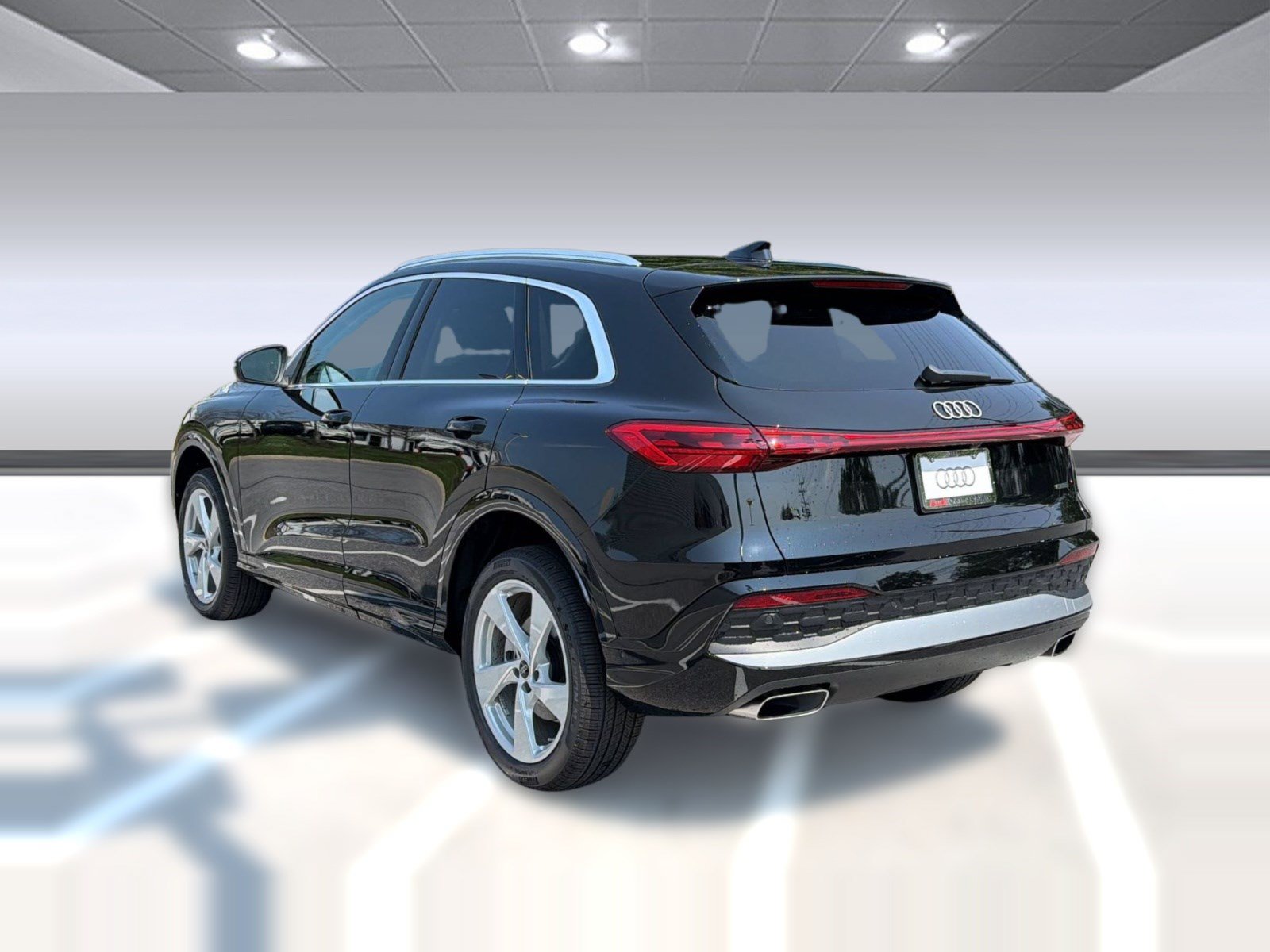 New 2026 Audi Q5 Premium w/ Premium Plus AWD/4WD image 3