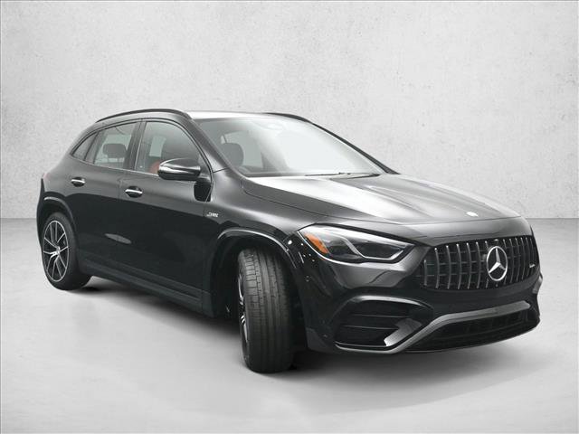 New 2026 Mercedes-Benz GLA 35 AMG 4MATIC image 4