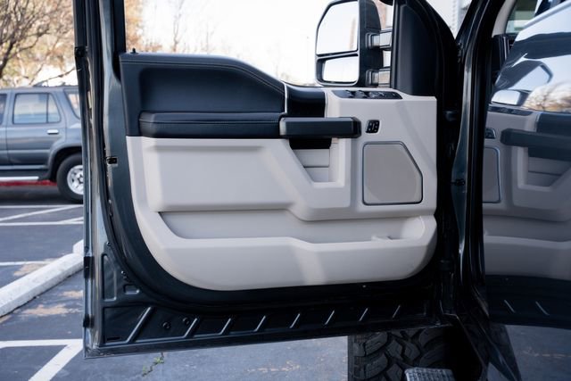 Used 2020 Ford F250 Limited image 27