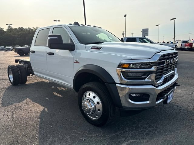 New 2026 RAM 4500 Tradesman w/ Chrome Appearance Group AWD/4WD image 7