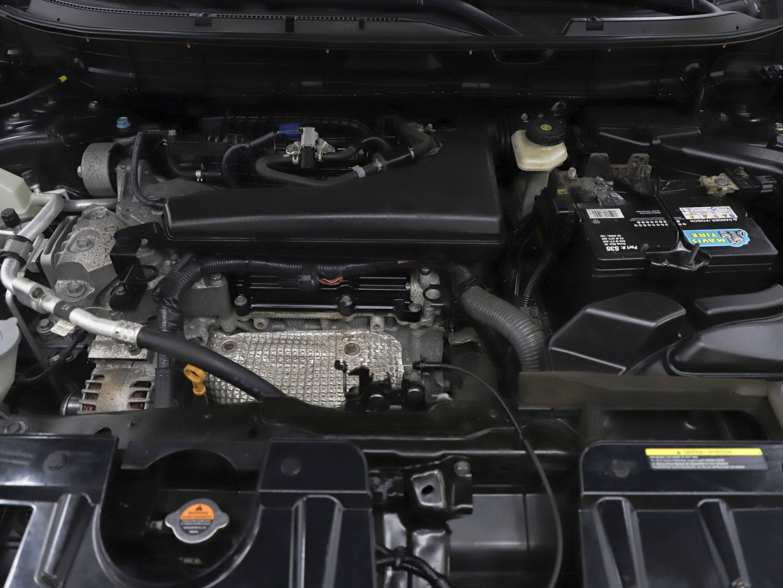 Used 2018 Nissan Rogue SV w/ Premium Package image 25