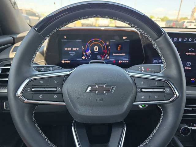 Used 2026 Chevrolet Traverse LT w/ Enhanced Driving Package FWD image 19