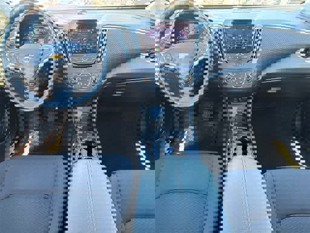 Used 2023 Chevrolet Malibu LT image 18