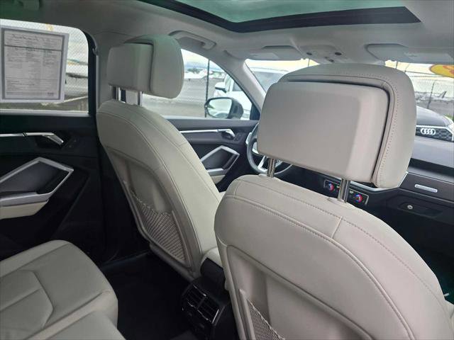 Used 2023 Audi Q3 2.0T Premium Plus w/ Premium Plus Package image 15