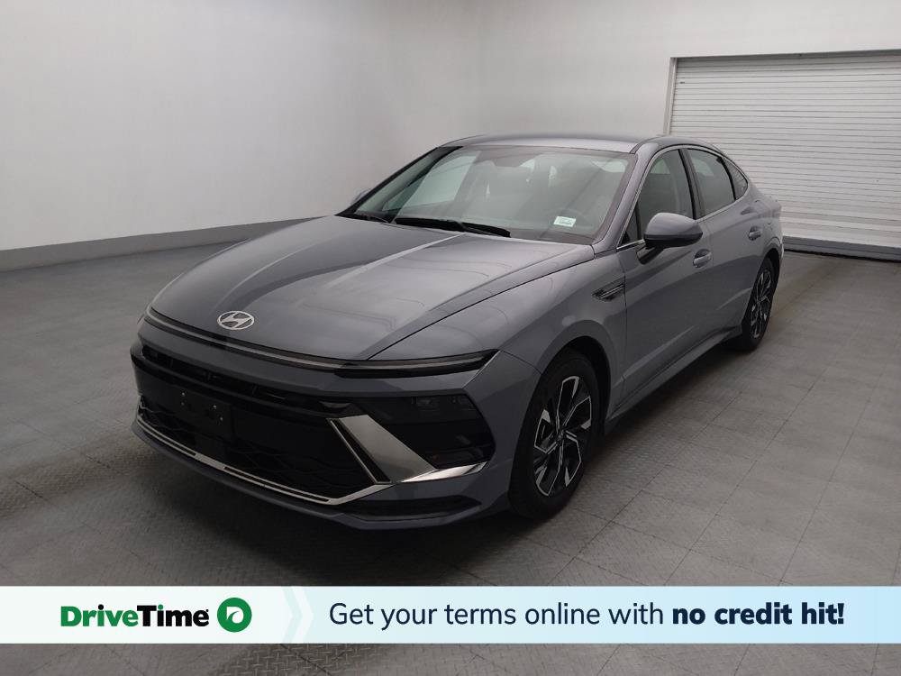 Used 2025 Hyundai Sonata SEL FWD image 1