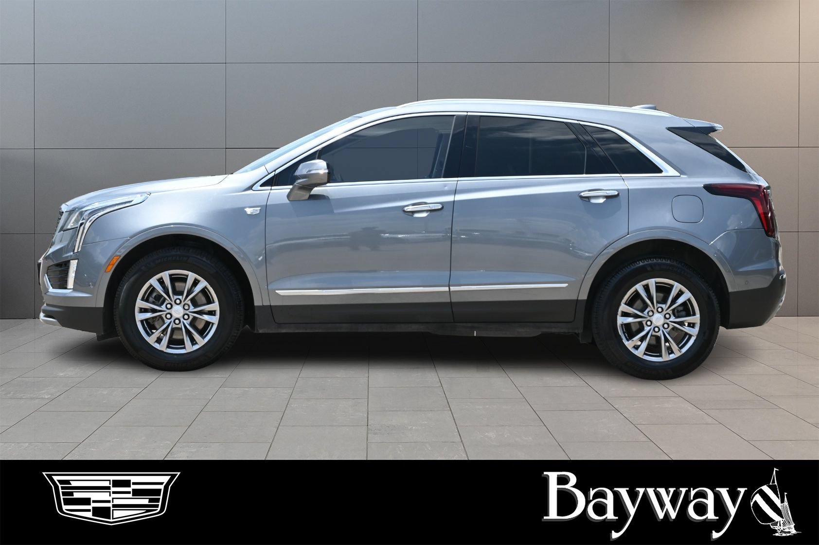 Certified 2021 Cadillac XT5 Premium Luxury FWD image 5