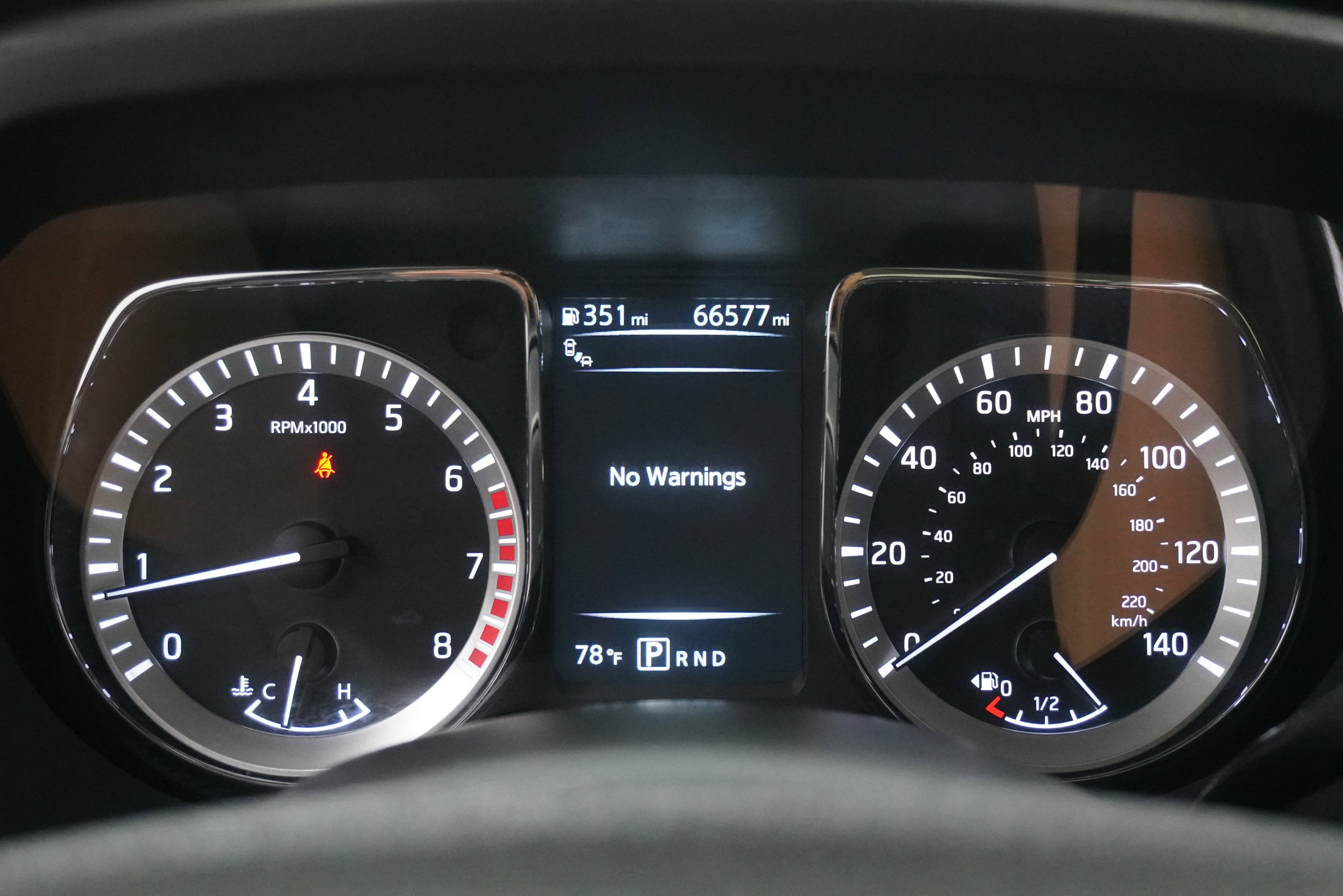 Used 2017 Nissan Titan SV RWD image 18