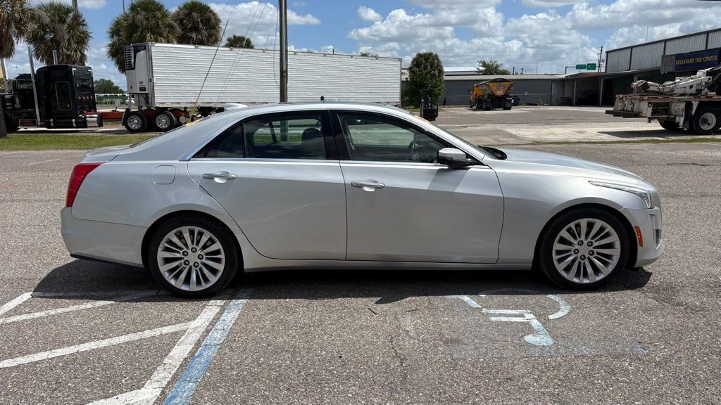 Used 2018 Cadillac CTS Luxury image 2