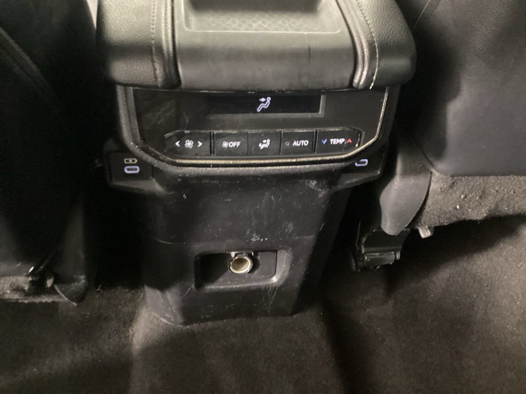 Used 2024 Toyota Grand Highlander AWD image 35