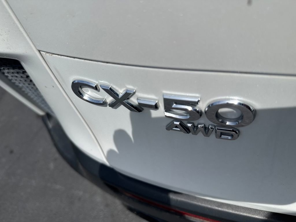 Used 2025 MAZDA CX-50 AWD 2.5 Hybrid w/ Premium Pkg image 32