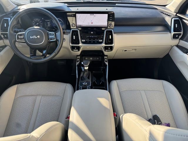 Certified 2023 Kia Sorento SX image 18