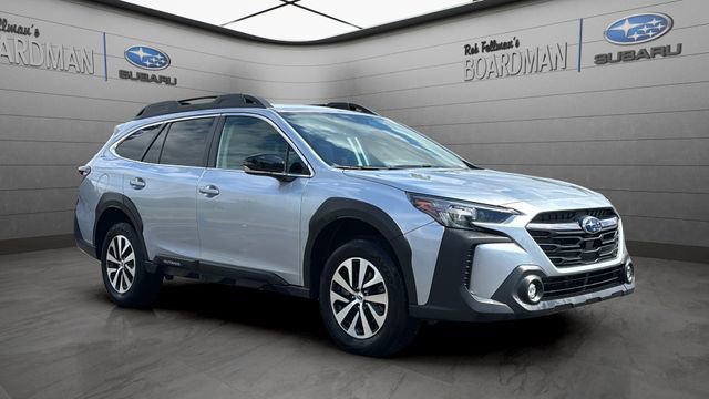 Used 2023 Subaru Outback Premium AWD/4WD image 1