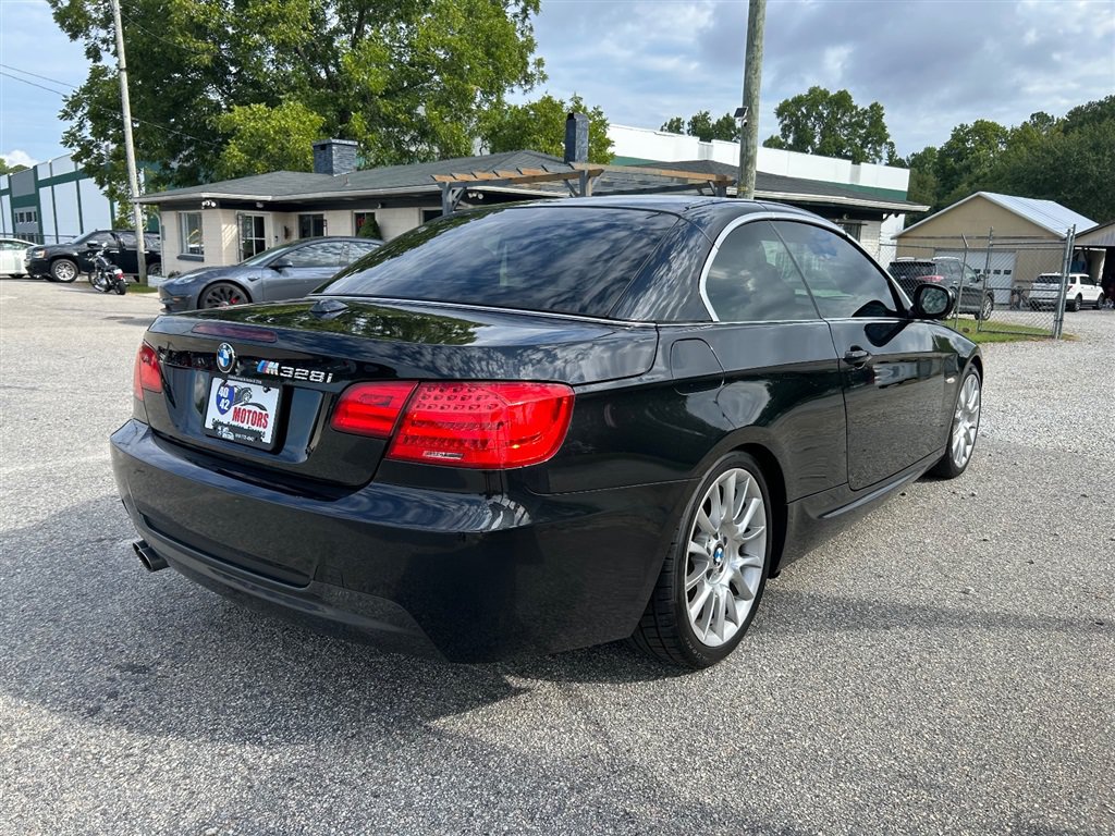 Used 2011 BMW 328i Convertible RWD image 5