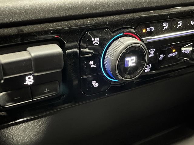 Used 2023 Chevrolet Silverado 1500 LTZ image 7