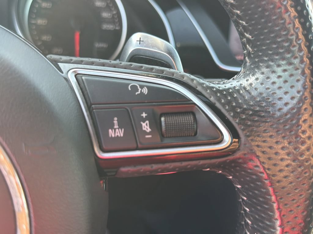 Used 2014 Audi RS 5 Cabriolet AWD/4WD image 16