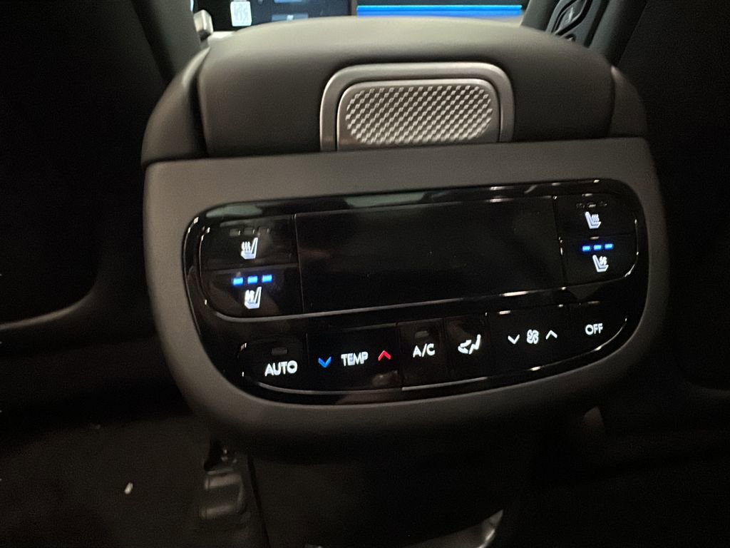 New 2026 Hyundai Ioniq 9 Limited image 26