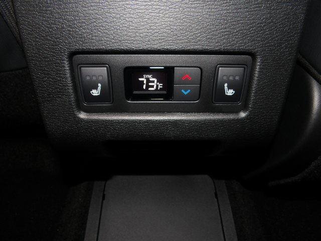 New 2025 Mitsubishi Outlander SEL image 23