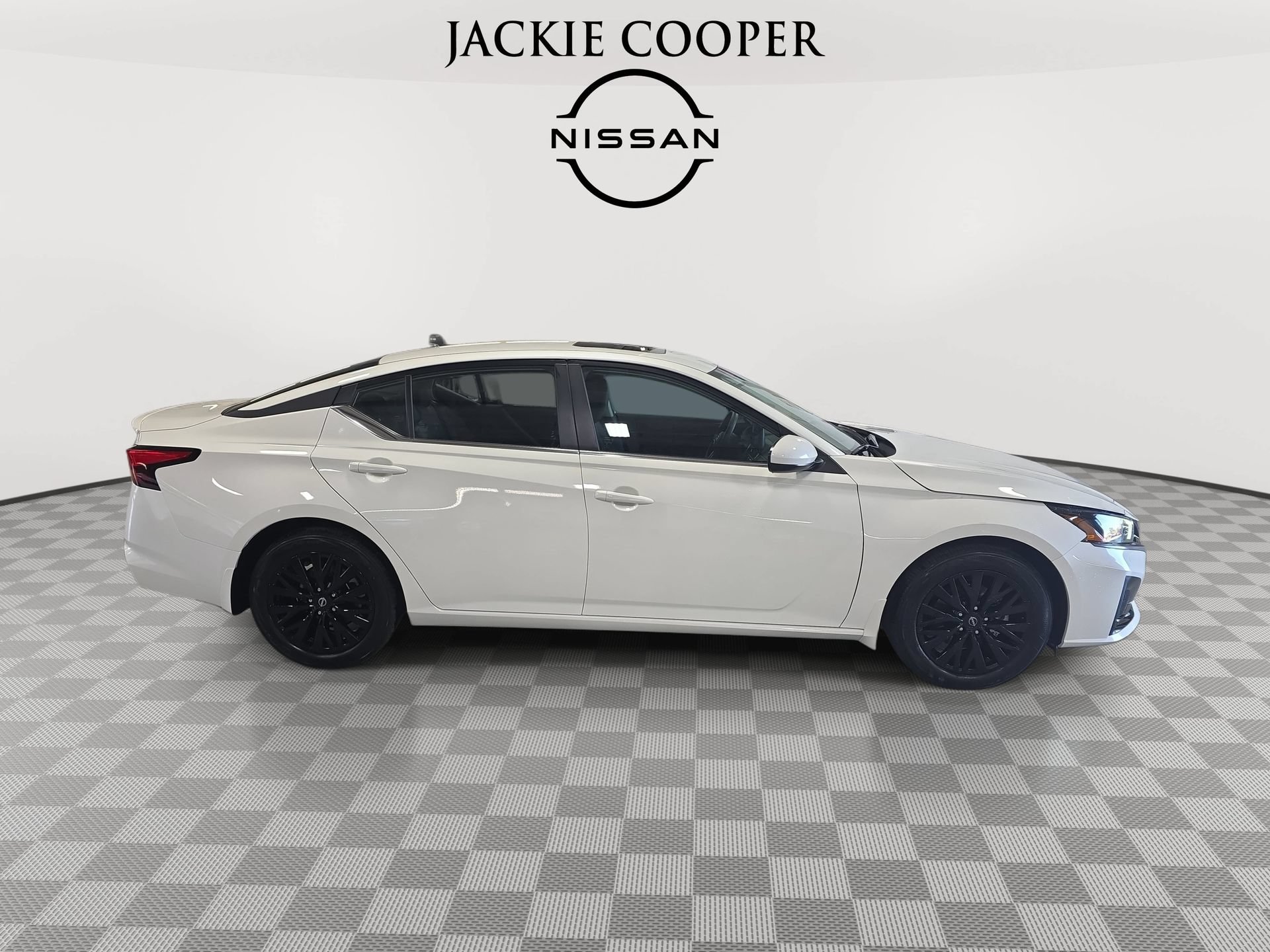 New 2026 Nissan Altima 2.5 SV w/ SV Special Edition Package FWD image 4