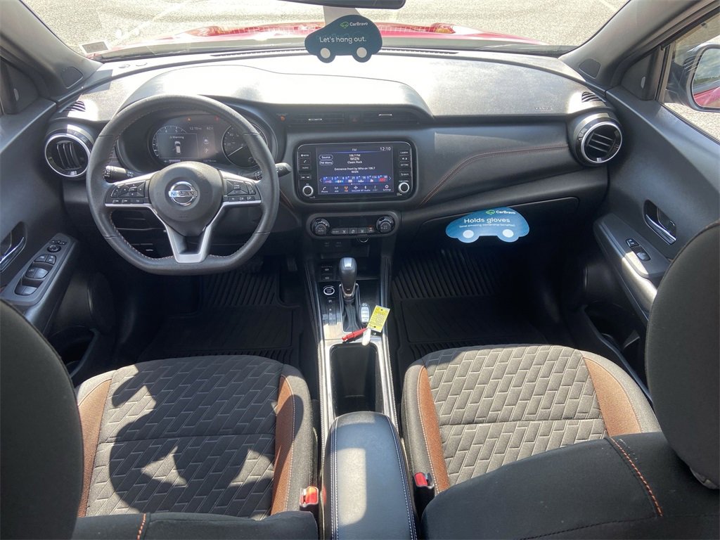Used 2021 Nissan Kicks SR image 19