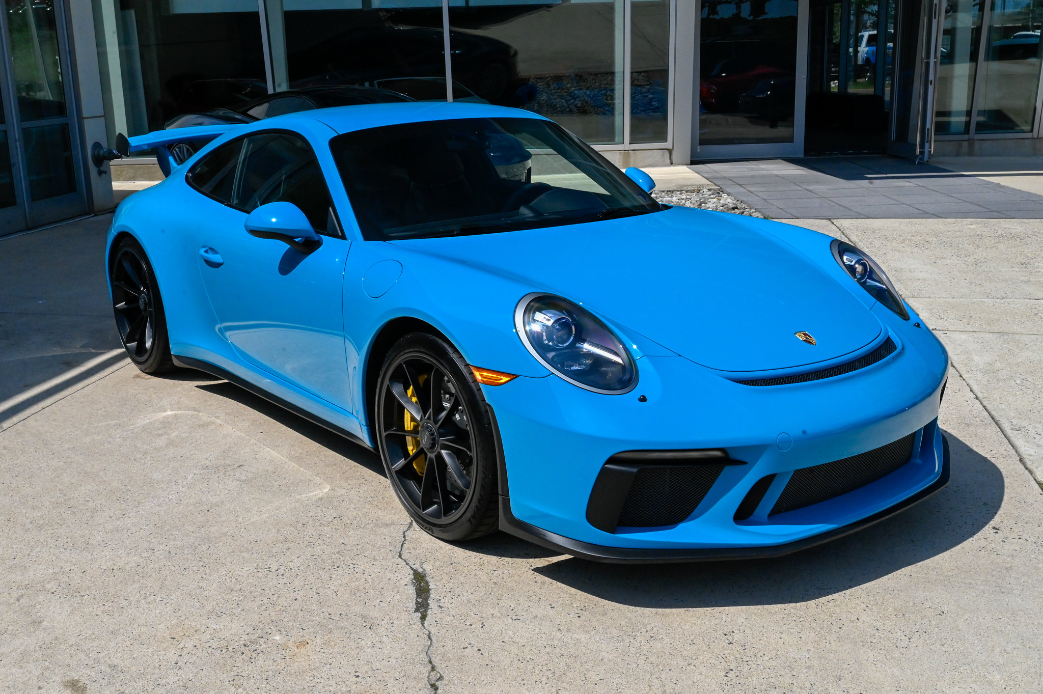 Used 2018 Porsche 911 GT3 RWD image 3