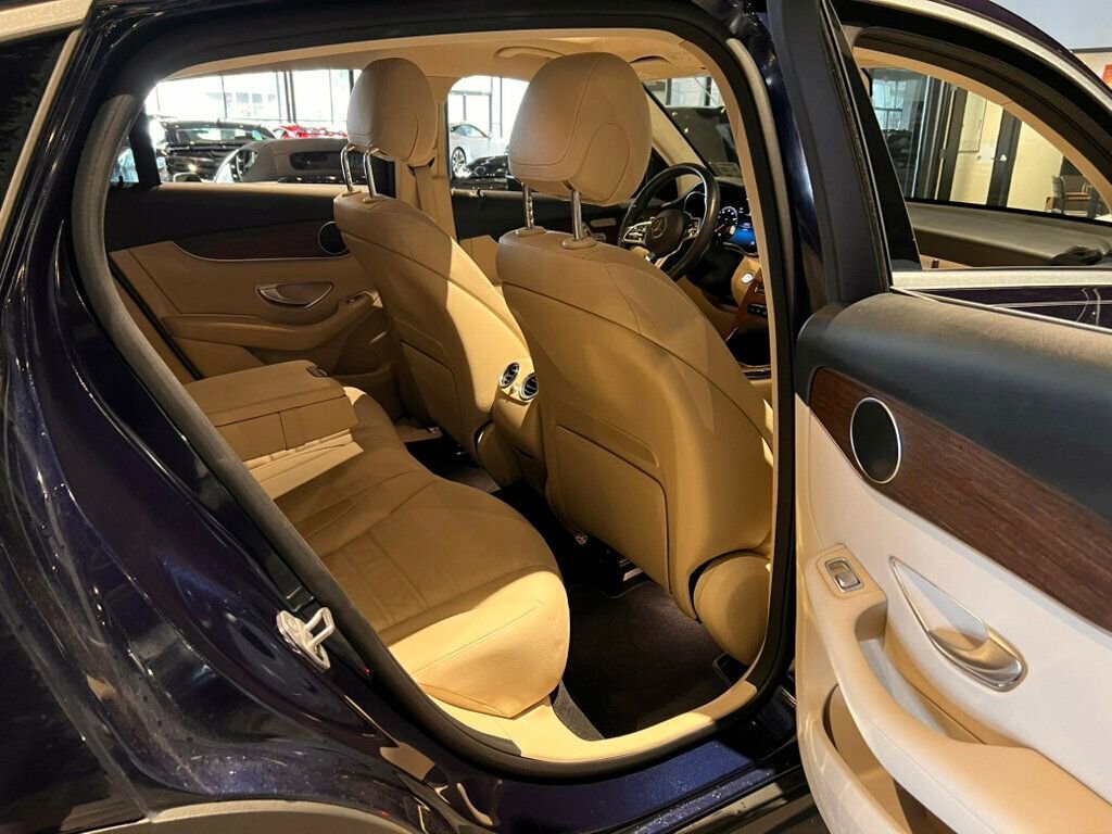 Used 2020 Mercedes-Benz GLC 300 4MATIC Coupe image 13