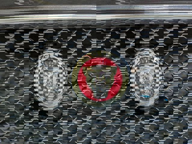 Used 2019 Jaguar XF Prestige image 49