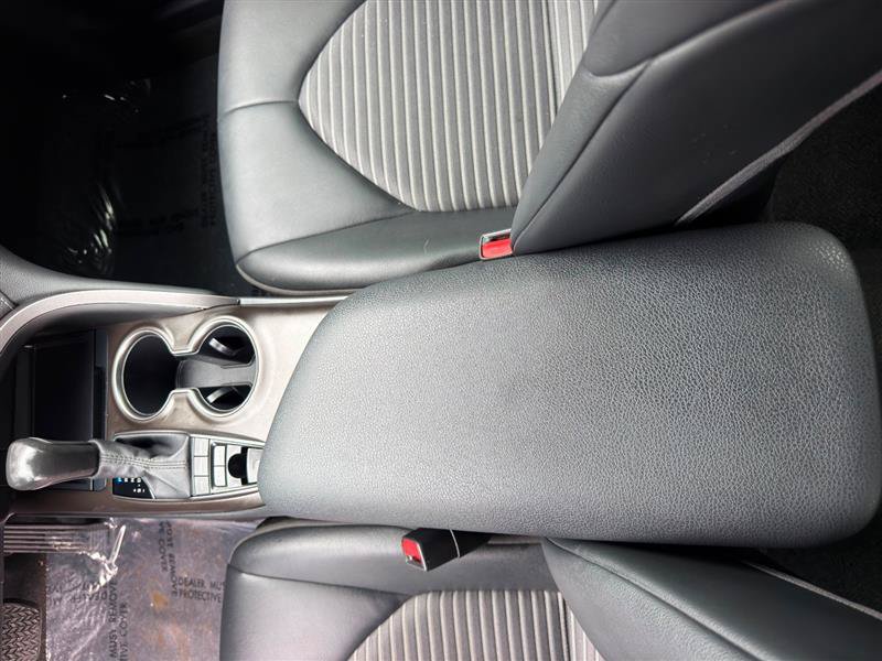 Used 2023 Toyota Camry SE FWD image 13