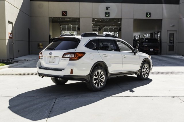 Used 2015 Subaru Outback 2.5i Limited image 7