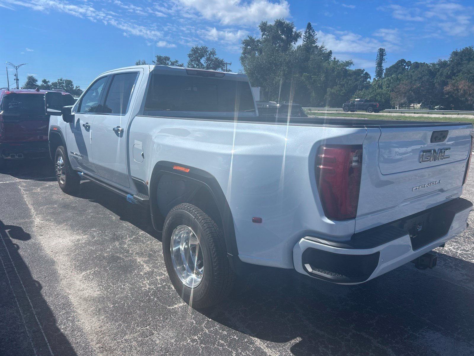New 2026 GMC Sierra 3500 Denali Ultimate AWD/4WD image 5