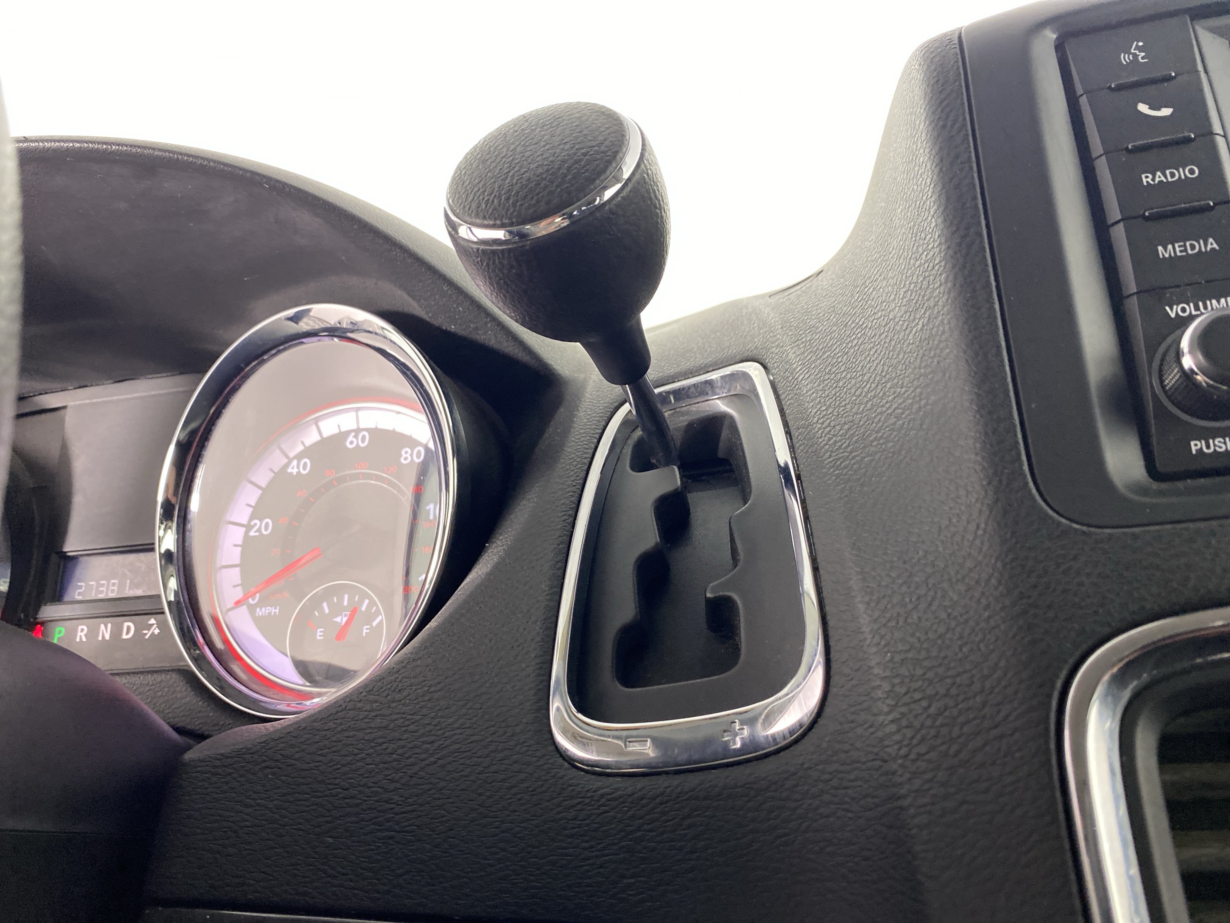 Used 2019 Dodge Grand Caravan SE w/ UConnect Hands-Free Group FWD image 23