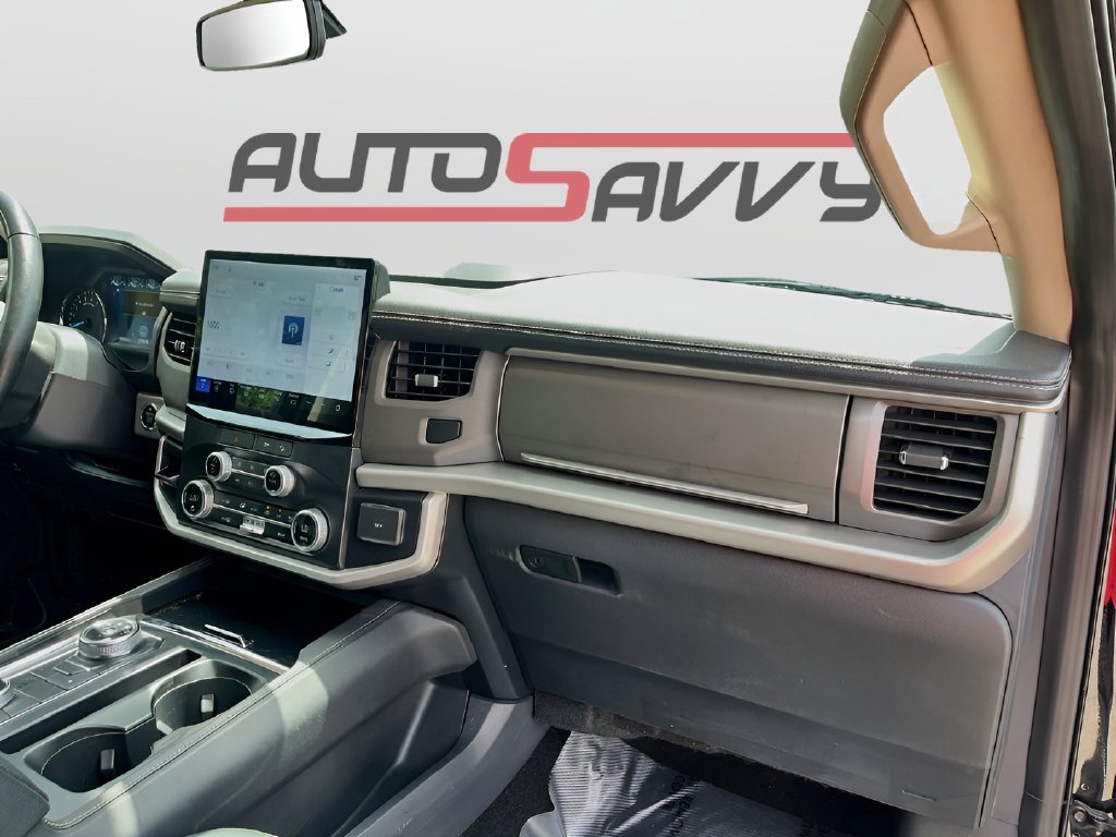 Used 2022 Ford Expedition Max XLT w/ Livery Package AWD/4WD image 29