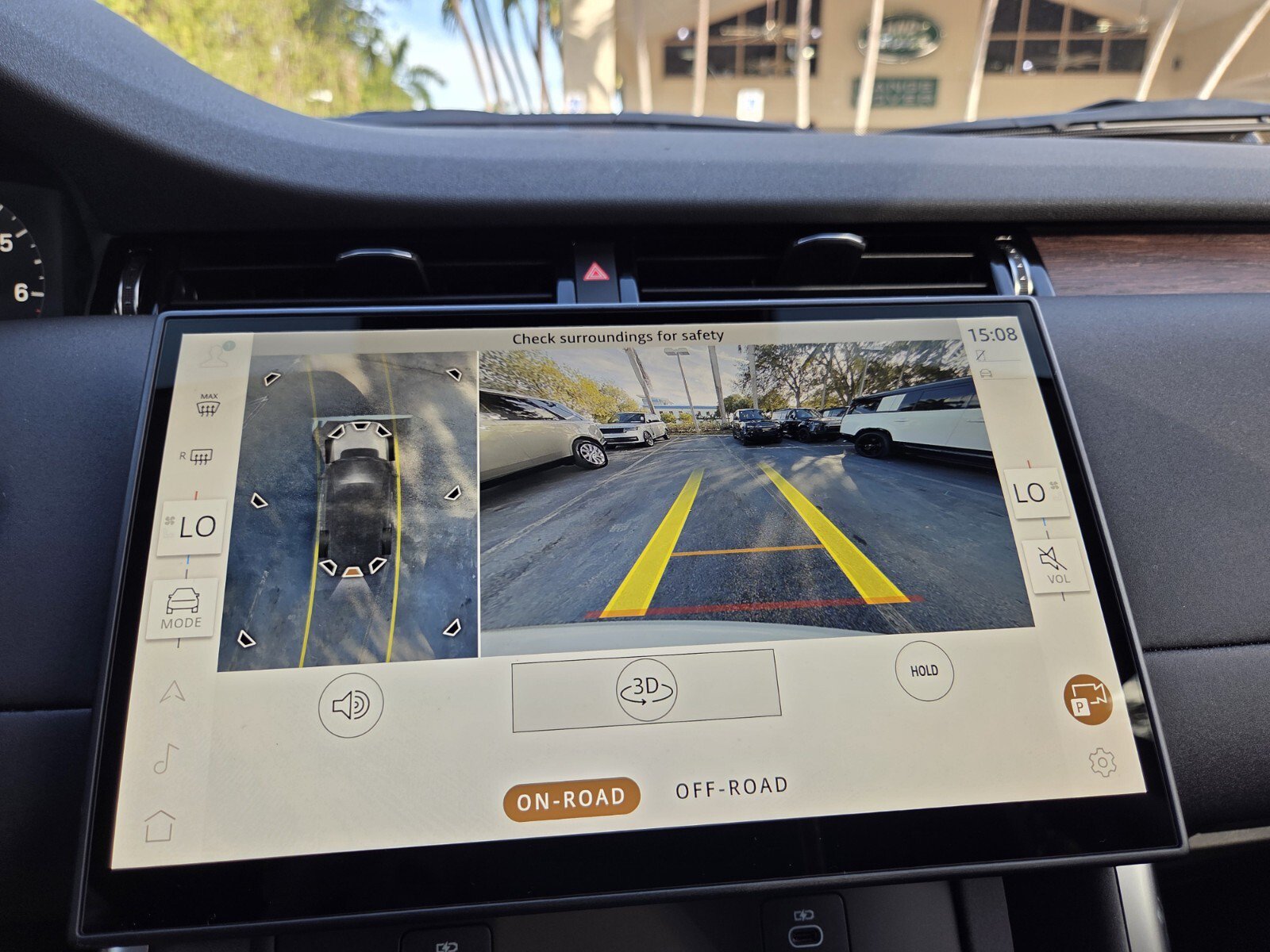 New 2025 Land Rover Discovery Sport S AWD/4WD image 17
