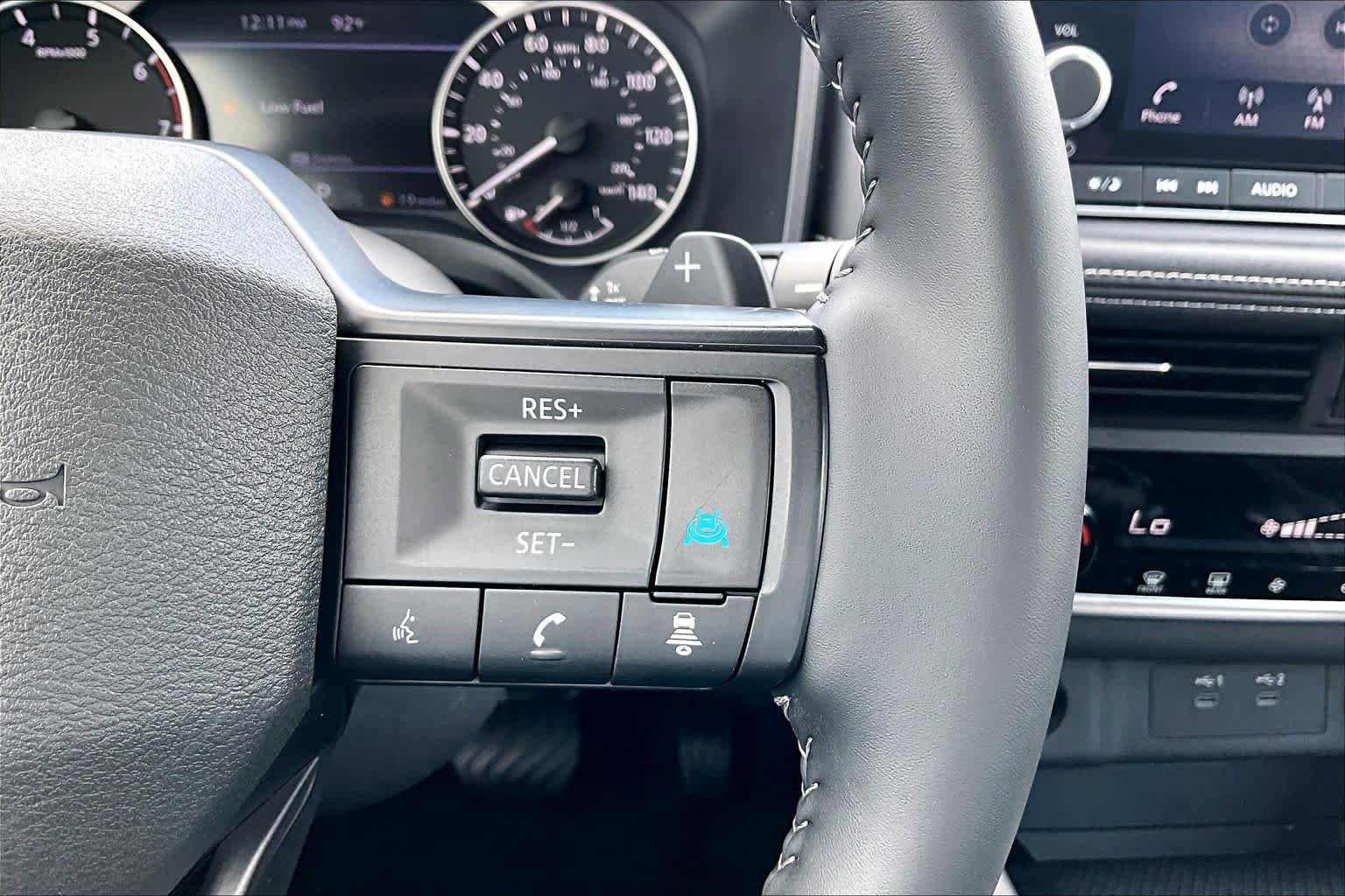 Used 2025 Nissan Rogue SV FWD image 23