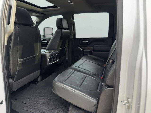 Used 2022 GMC Sierra 3500 Denali AWD/4WD image 39