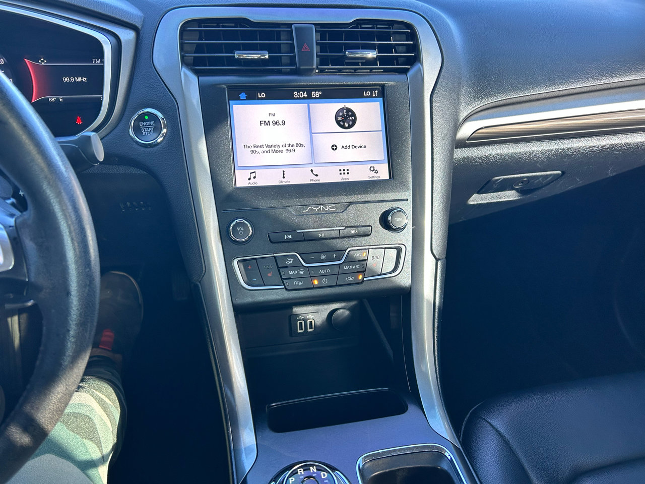 Used 2019 Ford Fusion SEL image 4