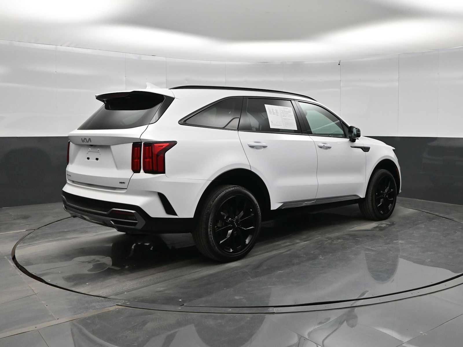 Used 2023 Kia Sorento SX AWD/4WD image 7