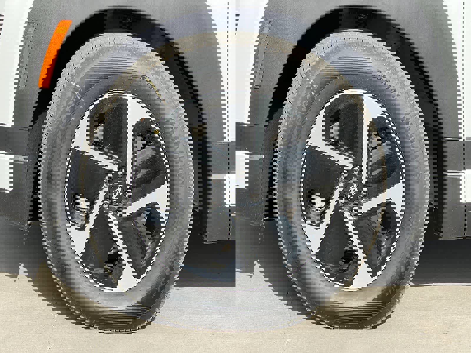 New 2026 Hyundai Ioniq 9 SE image 25