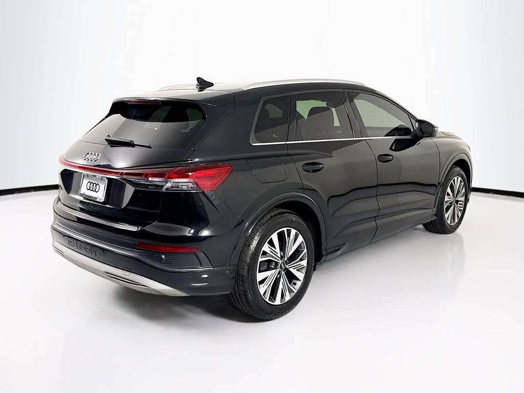 Used 2023 Audi Q4 e-tron Premium Plus w/ Premium Plus RWD image 5
