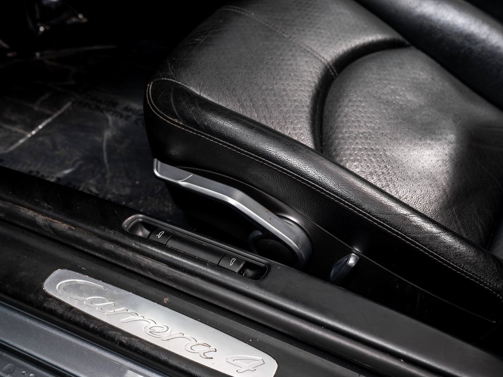 Used 2006 Porsche 911 Carrera image 15